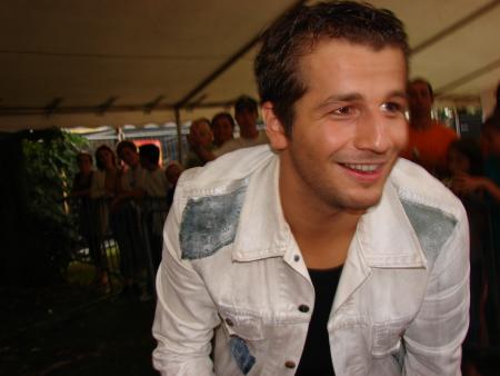 chouchoux  a une sceance de dedicasse
